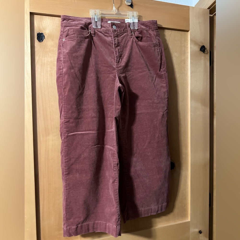 Wide leg cropped